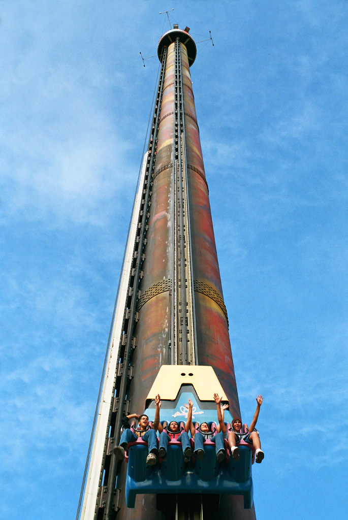 Parque - Big Tower, Importada da suíça, a maior torre radic…